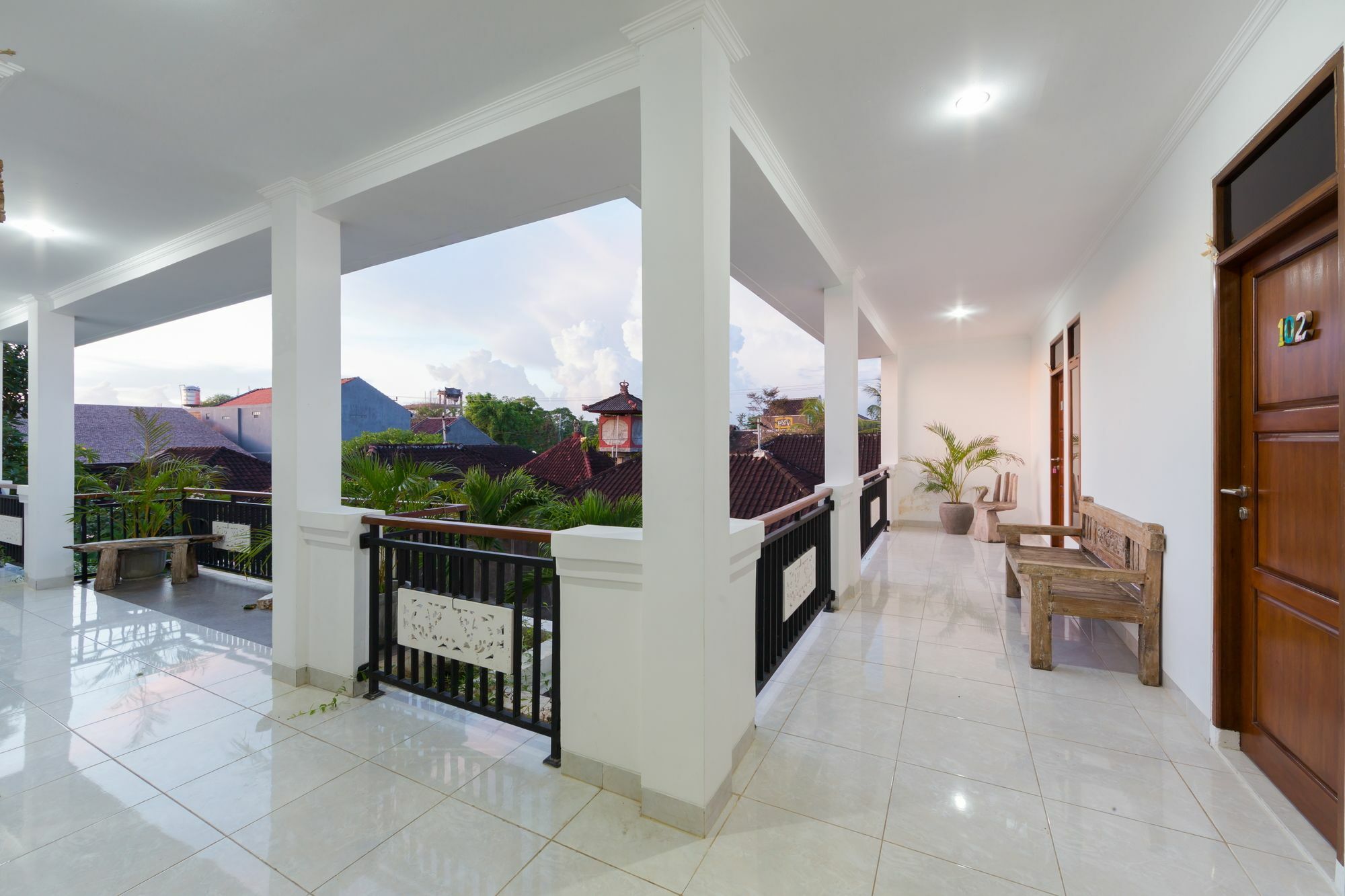 Guest house Bening House And 3*