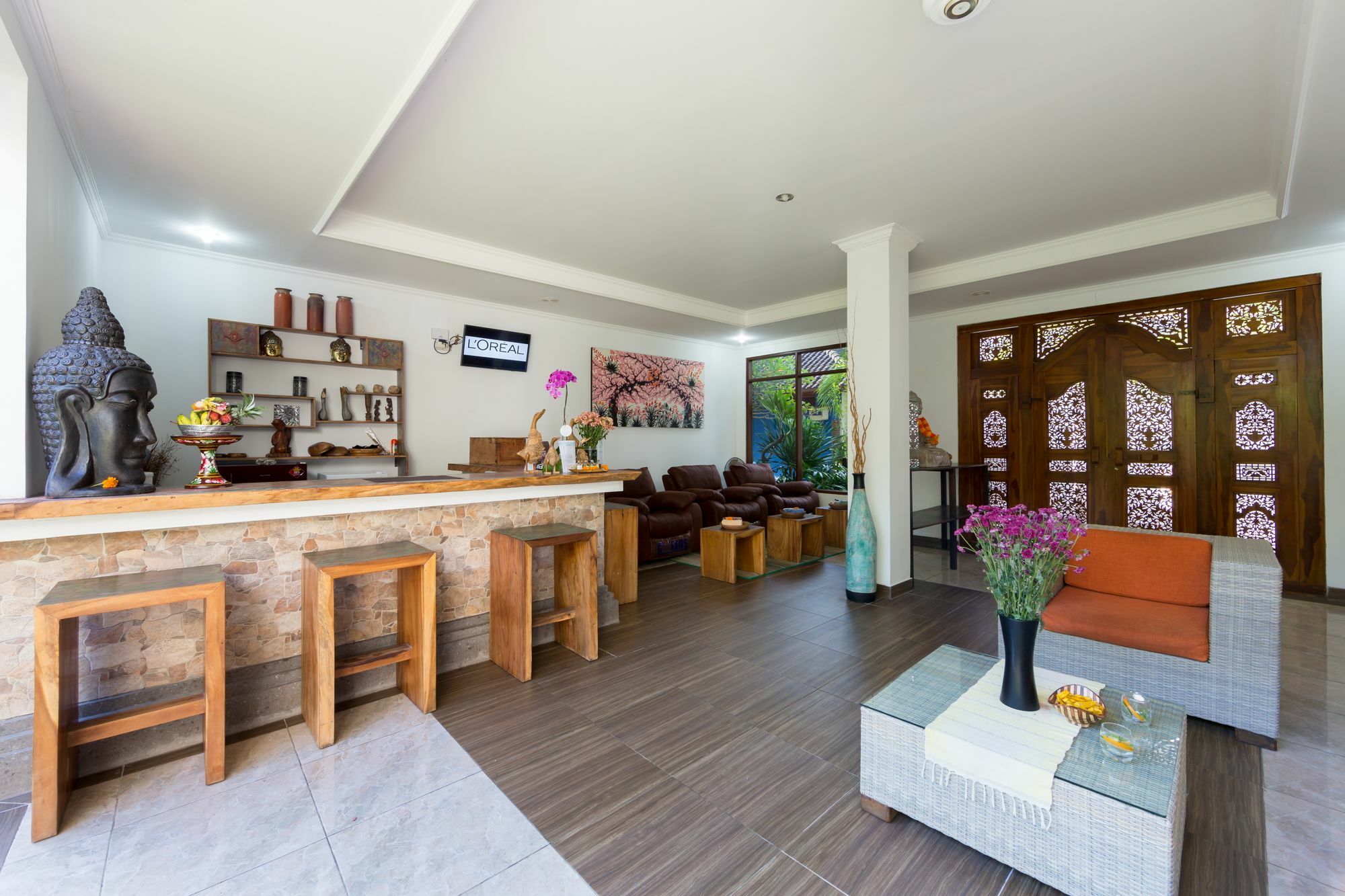 Bening House And Guest house